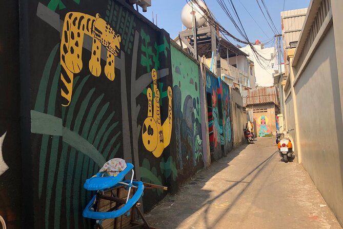 An Afternoon of Contemporary Art in Phnom Penh by Tuk Tuk - Over 40 Murals: How the Route Keeps It Interesting