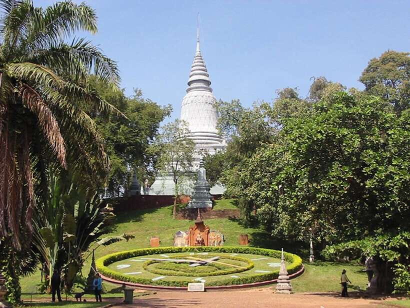 Best of Phnom Penh: Half-Day Private City Tour - Hotel pickup and the comfort factor you’ll notice