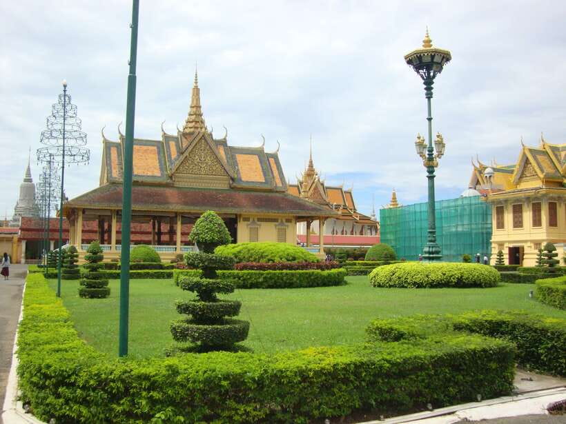 Best of Phnom Penh: Half-Day Private City Tour - Royal Palace (built for power): what you’re actually seeing