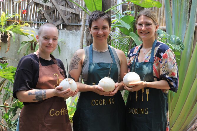 Cooking Class in Phnom Penh - 7:00 to 7:15: Cambodian-style BBQ and dessert