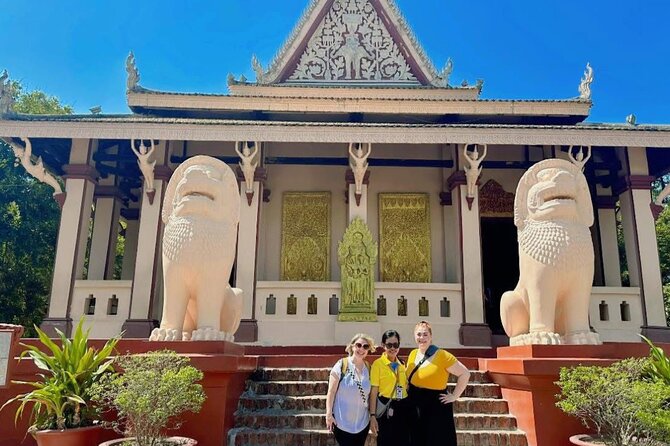 ( Free eSim) Oudong Mountain Full Day Tour - From Phnom Penh - Lunch on Your Own Terms: Traditional Khmer Food, No Rush