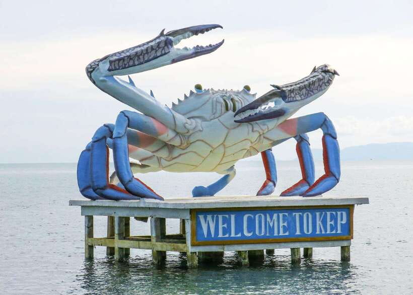 From Phnom Penh: Kampot and Kep Day Trip with English Guide - Kep Beach Photo Stop: Quick Sea Air Break