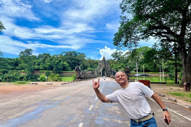 Full Day Tour Phnom Penh to Siem Reap Taxi, Angkor Visit & Return - Price and value: what $125 really covers
