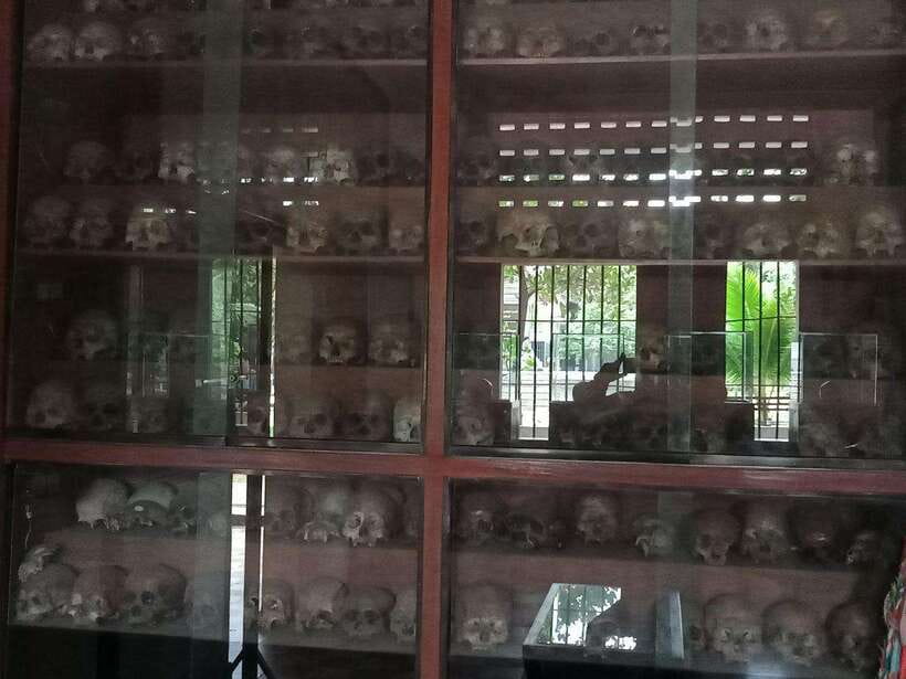 Half Day To Killing Field & S21 Genocidal Museum - Choeung Ek Killing Fields: the route from Tuol Sleng to the stupa