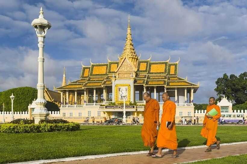 Half day tour in Phnom Penh - Should you book this half-day Phnom Penh Khmer Rouge tour?