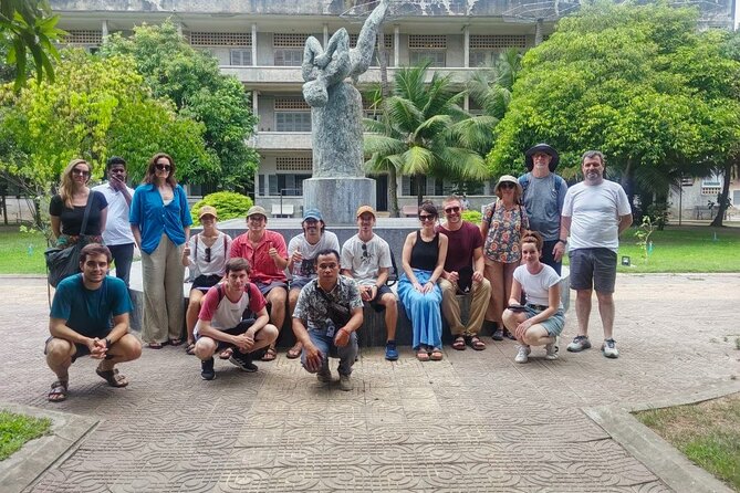 Half-Day Tour of the Killing Field and S21 - Tuol Sleng S21: The Former School Used as Security Prison 21