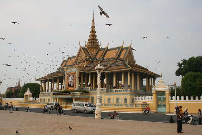 Half Day Tour to Royal Palace, Wat Phnom & Independent Monument - Should you book this half-day Phnom Penh tour?