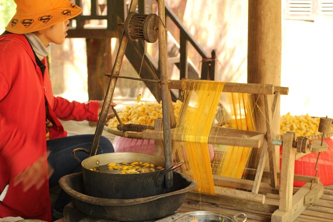 Island Community Life in Phnom Penh - Stilt Houses and Island Living: How Work Fits Under the Home