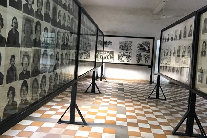 Khmer Rouge, genocide museum &killing field tour - Stop 3: Choeung Ek killing field, plus the ride past Phnom Penh outskirts
