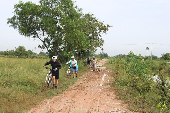 Killing Field & Paddy Rice Fields Tuk Tuk Adventure - Who This Cambodia Bike + History Day Is Best For