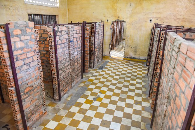 Killing Fields and Prison S21 Bus Tour - Price and what you’re really paying for