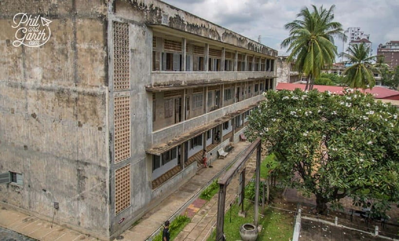 Killing Fields and S21 Half day by Private Tour - Tuol Sleng S-21: confronting the prison system