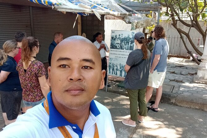 Learn about a dark period of Cambodian history by expert guide - Royal Palace and Wat Ubaosoth Ratanaram: where Cambodia shows its face