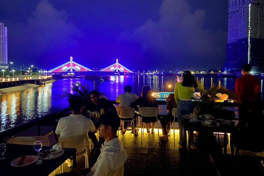 Nightlife three hours food tours - Street food stops: what you’re tasting and why it matters