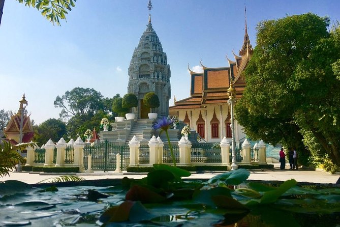 Oudong Mountain and Phnom Penh Full Day Private Tour - Wat Phnom and the founding story of Phnom Penh