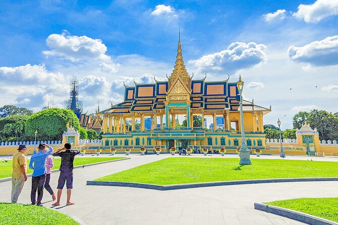 Oudong Mountain and Phnom Penh Full Day Private Tour - How the day flows (and why that order makes sense)