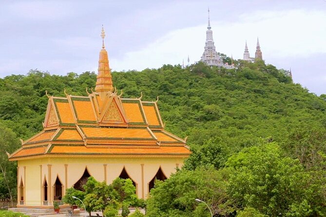 Oudong Mountain & Phnom Baset Private Tours from Phnom Penh - Luxury Private Transport: What Hotel Pickup Actually Changes