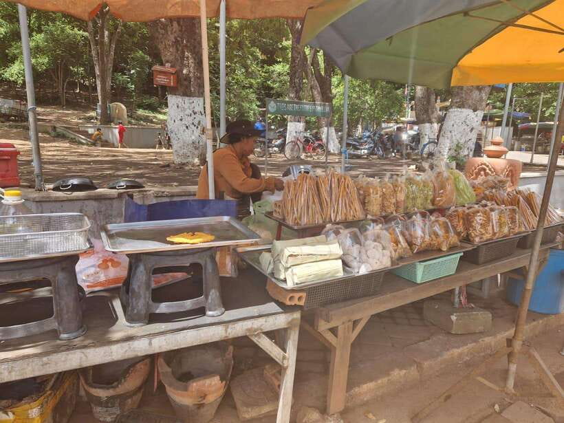 Oudong Mountain - Phnom Penh Former Capital Private Day Tour - Tuk-tuk pace, guides, and comfort details that actually matter