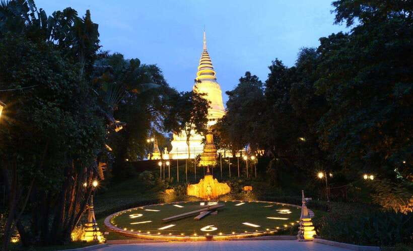 Phnom Penh: 9 Exciting Spots Evening Tuk-Tuk Tour - Why Phnom Penh After Dark Fits a Tuk-Tuk Ride