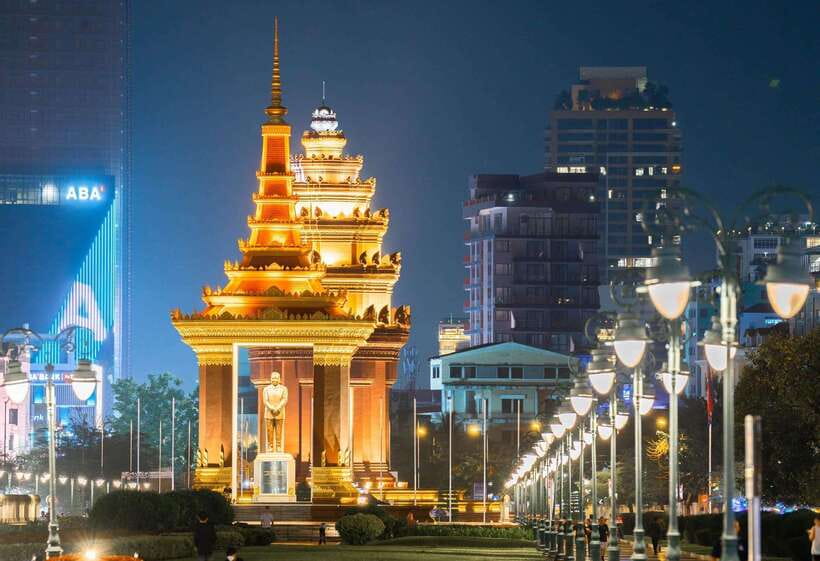 Phnom Penh: 9 Exciting Spots Evening Tuk-Tuk Tour - Your Driver Matters: English Stories and Photo Time That Actually Works