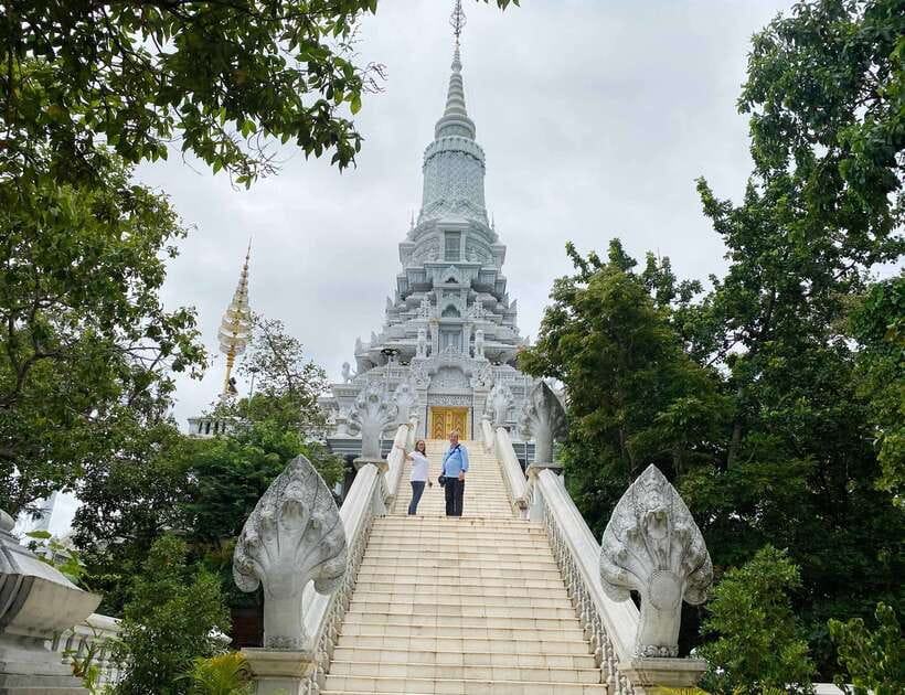 Phnom Penh - Battambang Transfer Plus Stop Sightseeing - Private, English-speaking, and practical: what’s included (and what you handle)