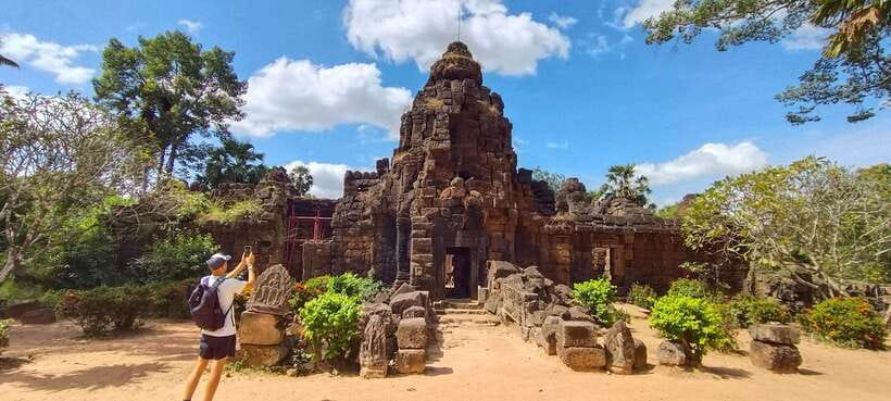 Phnom Penh: City (no genocide) half day Tour - Chuon Nath Monument, Diamond Island, and River-Meeting Views