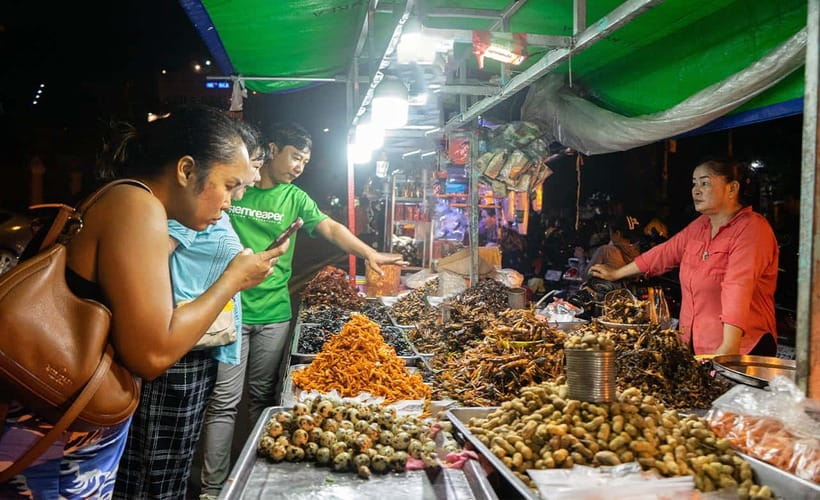 Phnom Penh: Evening Food Tour with Drinks & Tuk Tuk Included - The real value of $39 for a 4-hour night out