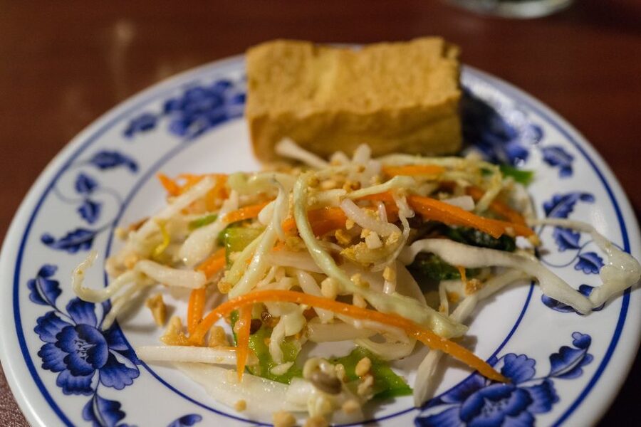Phnom Penh: Evening Food Tour with Drinks & Tuk Tuk Included - Who this tour suits best (and who should skip)