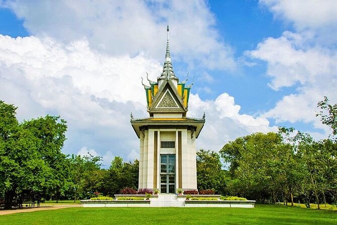 Phnom Penh Full Day Private Tour Included All Admission Tickets - The genocide museums: Tuol Sleng and Choeung Ek with the right mindset