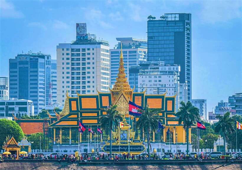 Phnom Penh Full Day Private Tour with All Admission Tickets - Royal Palace and Silver Pagoda: the royal complex you’ll want more time in