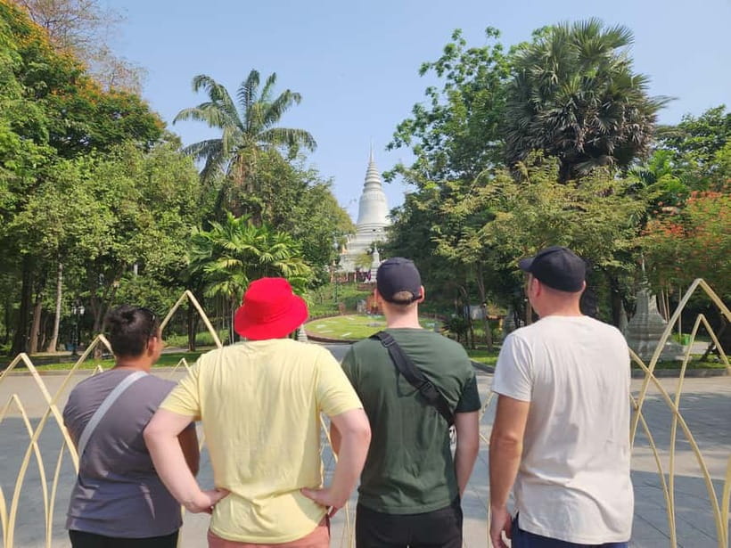 Phnom Penh: Highlights Tour Including S21 and Killing Fields - S21 and Killing Fields: how the audio-guide setup helps