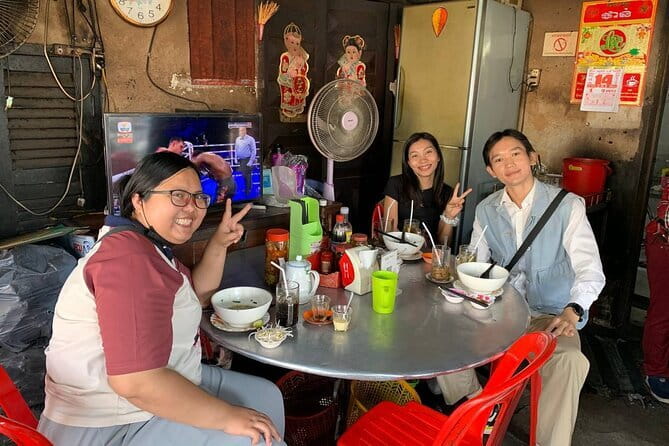 Phnom Penh Morning Breakfast, Market and Art Tour by Tuktuk - Price and what you actually get for $35
