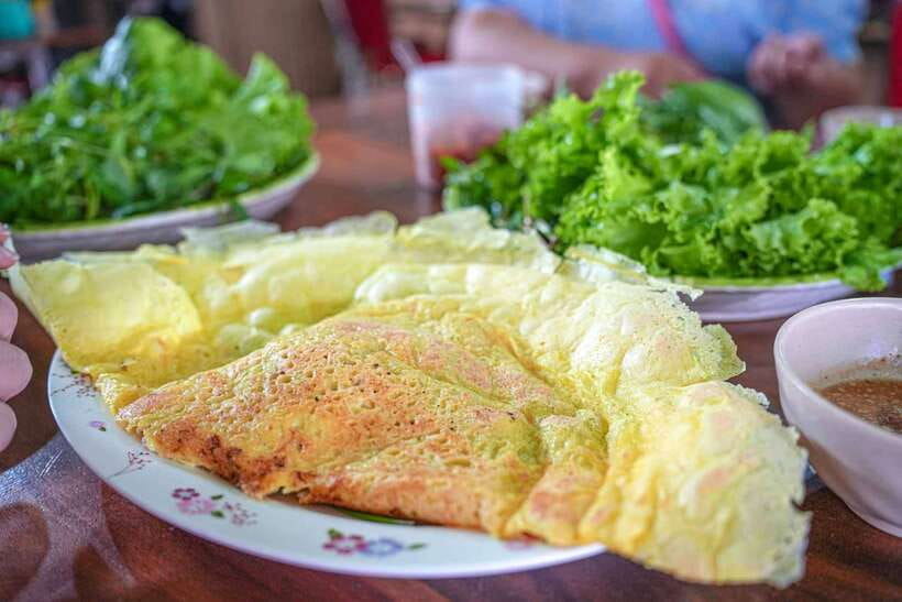 Phnom Penh: Morning Market & Guided Breakfast Tour by Tuktuk - Pork & Rice Street-Side with Brother Salin’s Family Shop