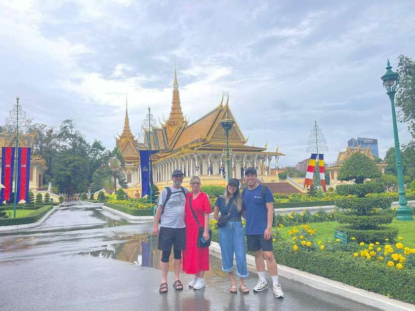 Phnom Penh: Royal Palace, S21, Killing Fields & More Tour - Phnom Penh in One Long Day: Temples, Royal Grounds, and Genocide Memorials
