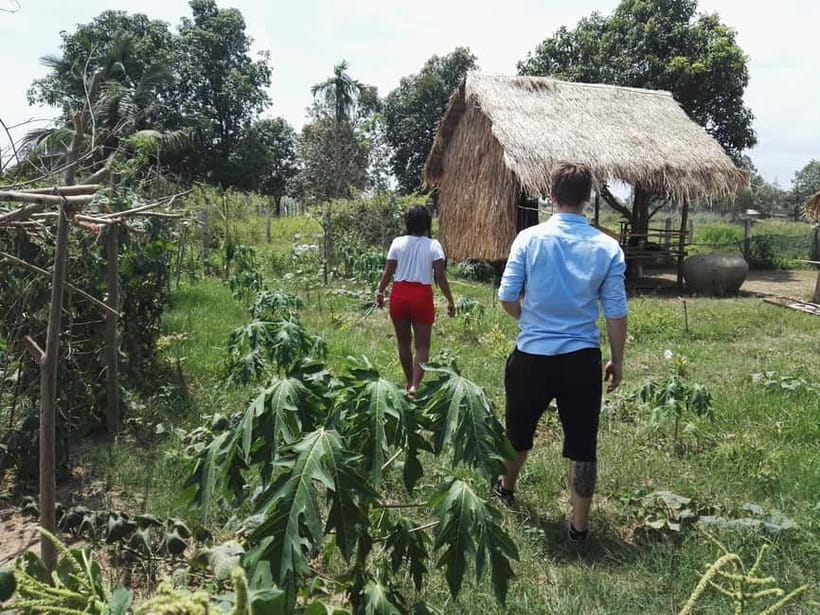 Phnom Penh’s Hands-On Khmer Cooking Class in the Countryside - Organic garden tour and the small extras that make it personal