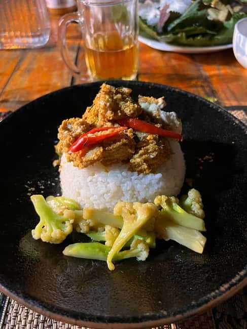Phnom Penh’s Hands-On Khmer Cooking Class in the Countryside - Eat with the family: meal, culture, and hospitality from Sophors