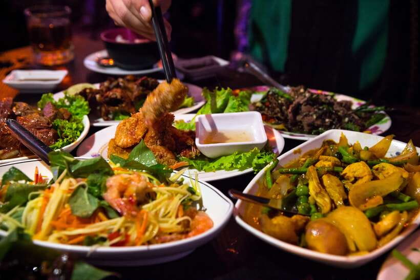 Phnom Penh's Ultimate Street Food Tour by Tuk Tuk - How the tuk-tuk food circuit works in real life