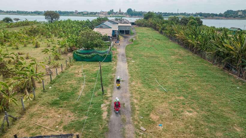Phnom Penh Silk Island Sunset Vespa Tour / Tuk Tuk Available - The sunset ending: where the river view makes the day click