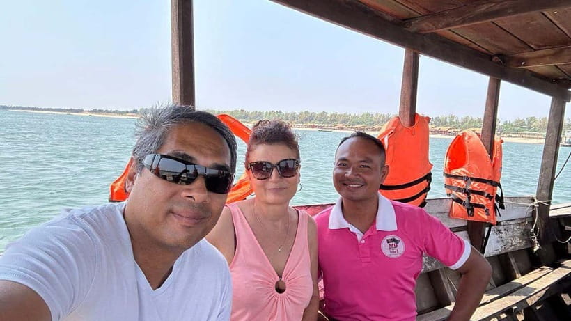 Phnom Penh: Street Art and Food Tour with Pickup and Beer - Your Guide Matters: Kim, Martin, and Mon Set the Tone