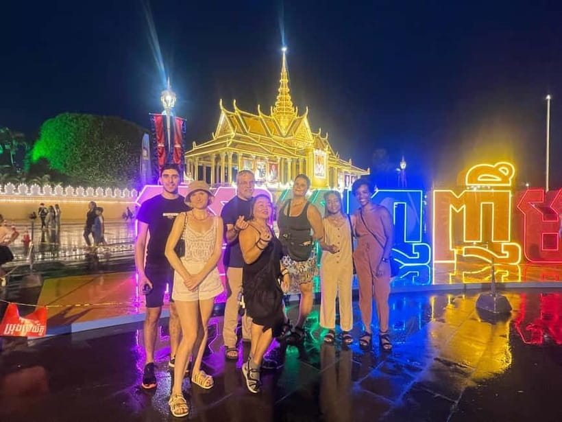 Phnom Penh: Street Art and Food Tour with Pickup and Beer - Getting Picked Up, Then Routed Around the City