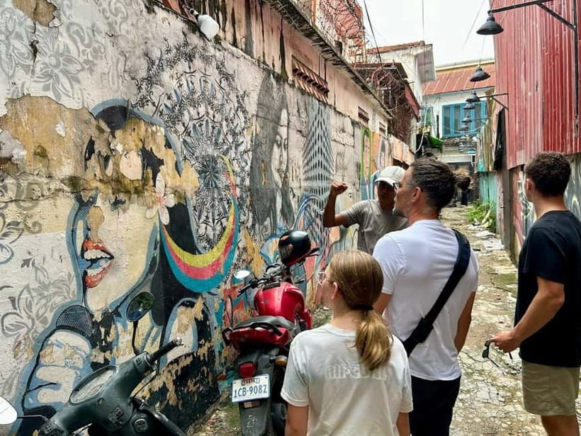 Phnom Penh: Street Art and Noodle Tour by Tuk Tuk - Pickup, Tuk Tuk Hops, and the Pace You Should Expect