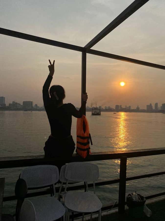 Phnom Penh: Sunset Cruise with Unlimited Beers & BBQ Buffet - How the cruise pacing keeps it calm (even in a big city)