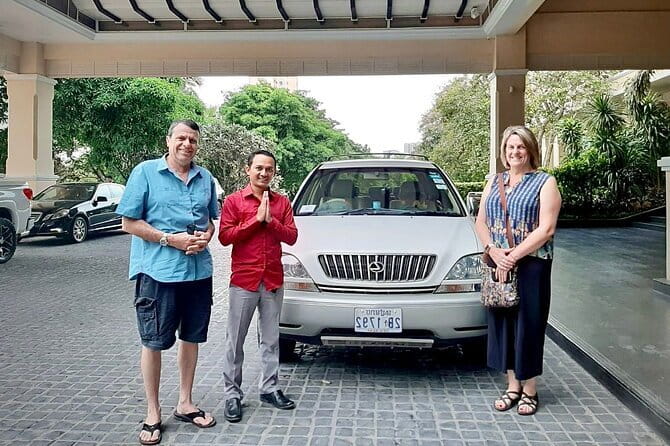 Phnom Penh to Sihanoukville by Private Car or Minivan - Driver Experience and the English Gap