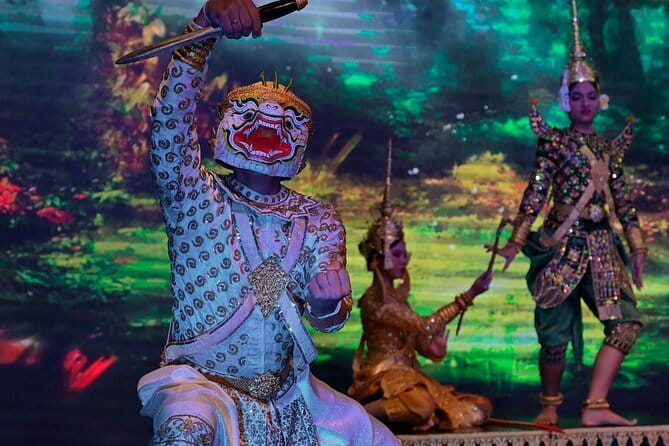 Phnom Penh Unique Classical Dance Show Every Saturday &Sunday - Why this two-hour classical show makes sense in Phnom Penh