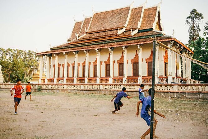 Private Half-Day Silk Island Trip from Phnom Penh - The Mekong ferry crossing: why you should treat the boat as part of the tour