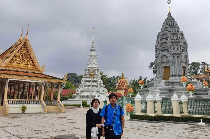 Private Tour: Phnom Penh City Tour Full Day - Wat Ounalom and Russian Market: finishing with living Phnom Penh