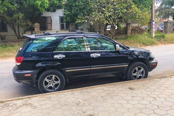 Private Transfer From or to Phnom Penh <=> Sihanoukville - Sihanoukville Drop-Off: Port Pickup for Island Connections