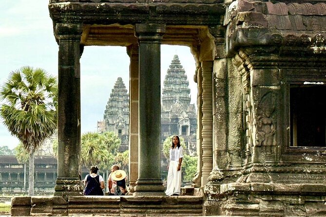 Private Van Phnom Penh To Sihanouk Ville-English Speaking Driver - Price and Value for a Group of Up to 3