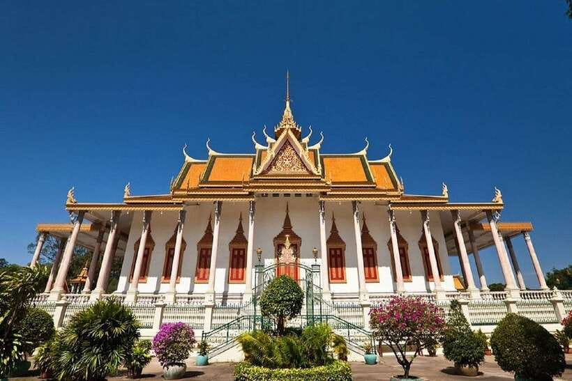 Royal Palace, National Museum & Wat Phnom with Private tour - Should You Book This Private Tour?