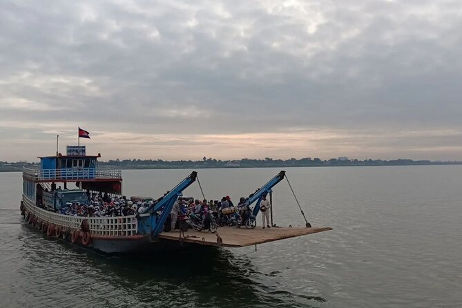 Silk Island at Twilight Cycle Encounter - Riding the River Track to a Silk Weaving Workshop